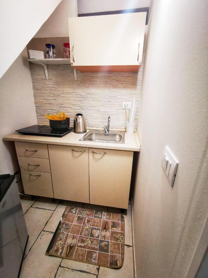 Pietra Bianca Appartment Бари Экстерьер фото