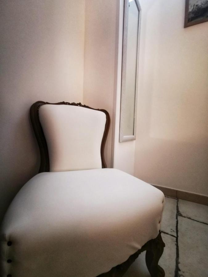 Pietra Bianca Appartment Бари Экстерьер фото