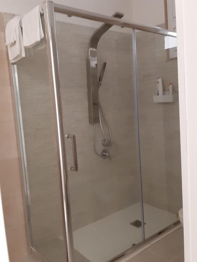 Pietra Bianca Appartment Бари Экстерьер фото