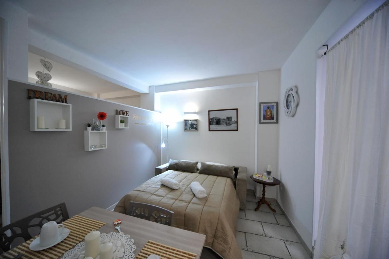 Pietra Bianca Appartment Бари Экстерьер фото