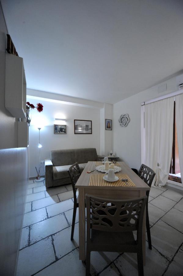 Pietra Bianca Appartment Бари Экстерьер фото
